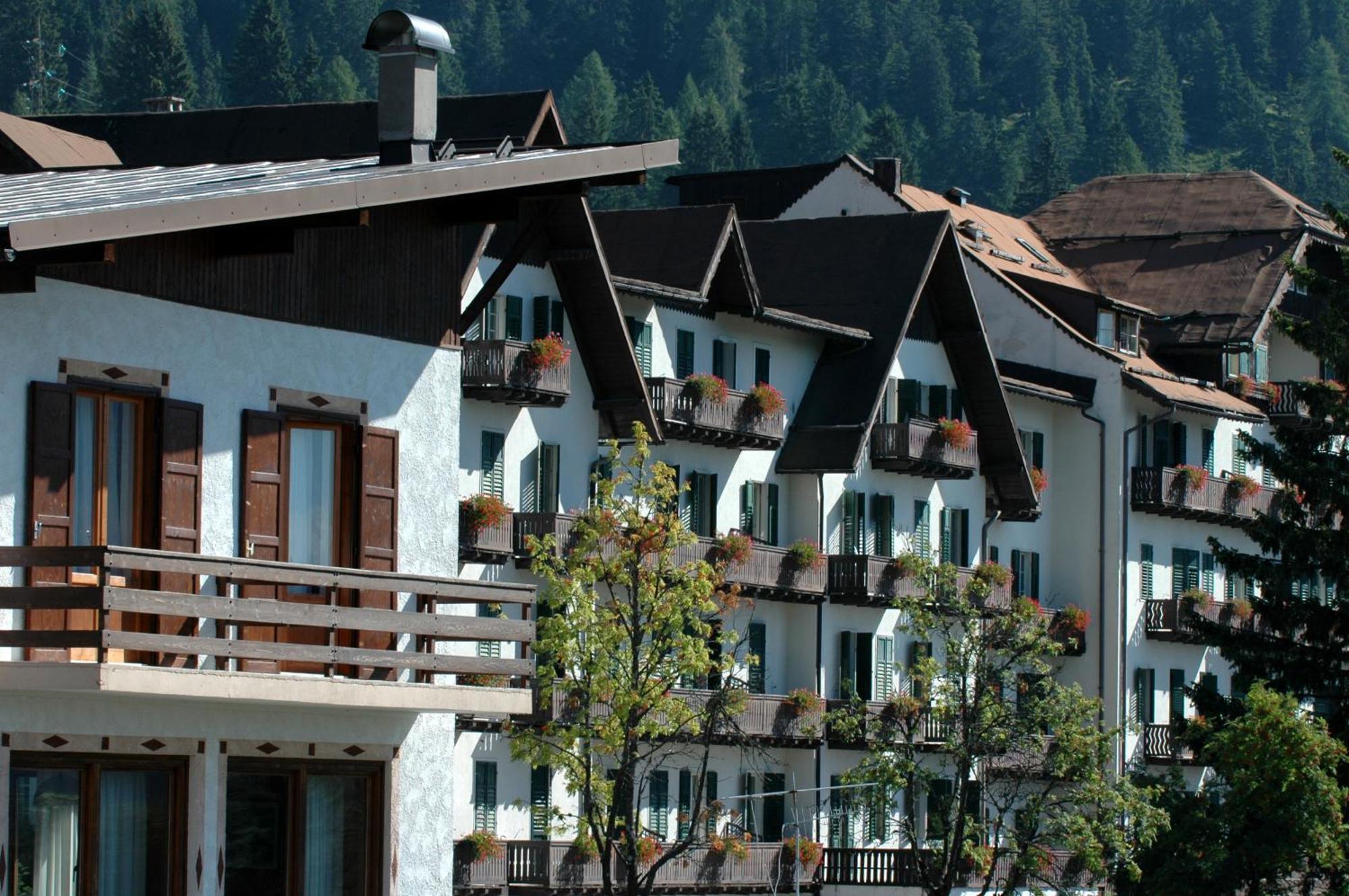Th San Martino - Majestic Dolomiti Hotel San Martino Di Castrozza Εξωτερικό φωτογραφία